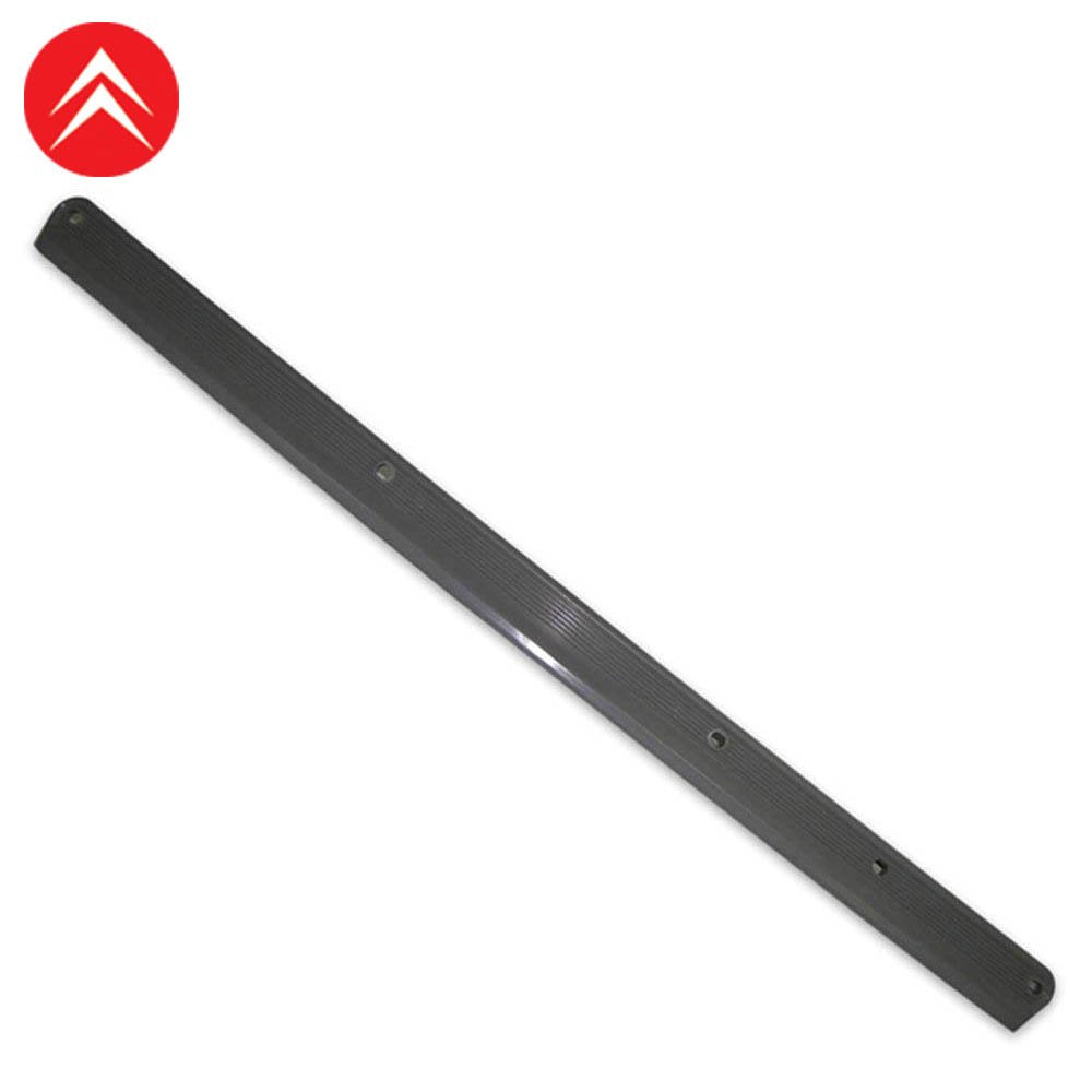 4410121 Dyane Front Window Guide - Right