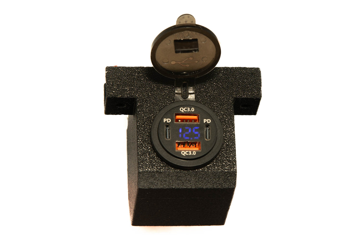 1712005 Twin USB USB-C Port with Voltmeter (Complete kit)